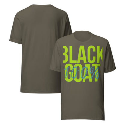 Modelo vistiendo la Camiseta Black Goat, un diseño audaz en algodón suave, ideal para un look casual y moderno.