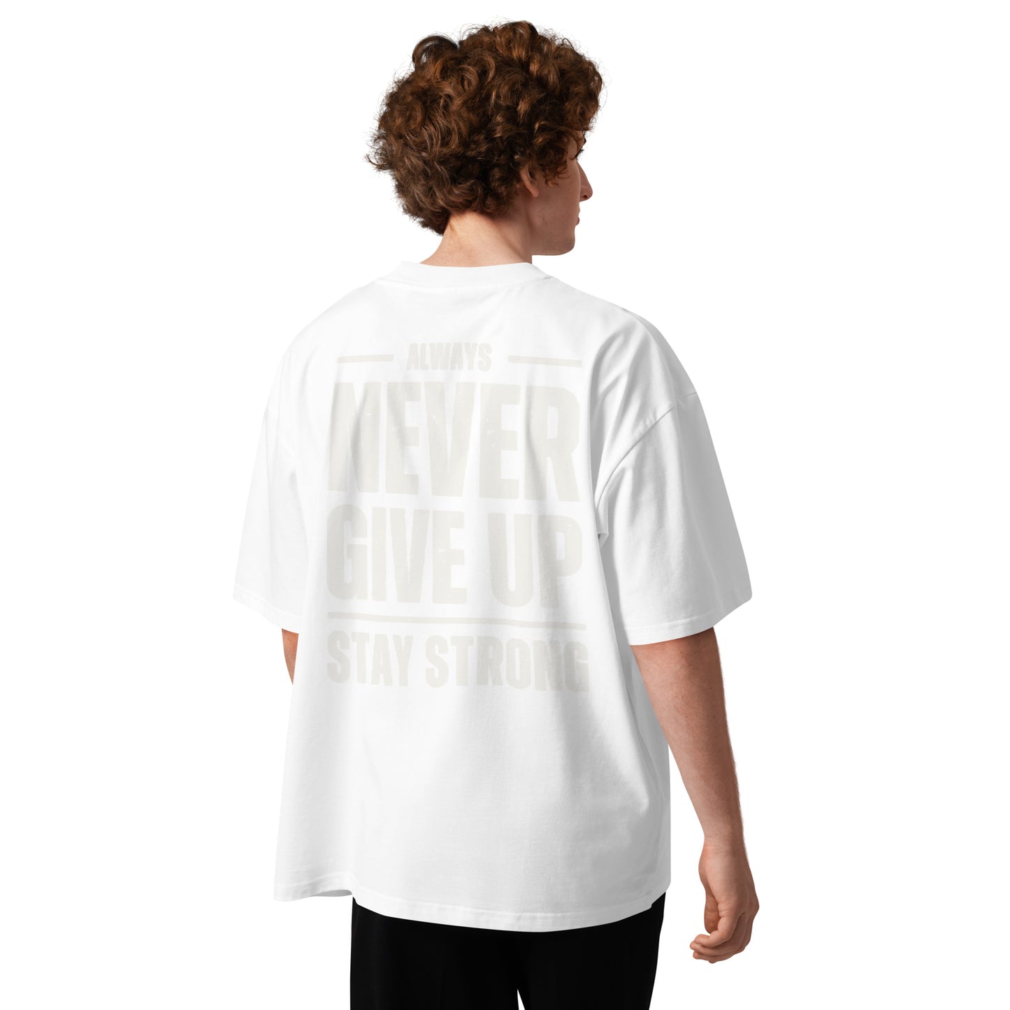 Camiseta Oversize Never Give Up ZHOMAX en blanco, segunda vista trasera